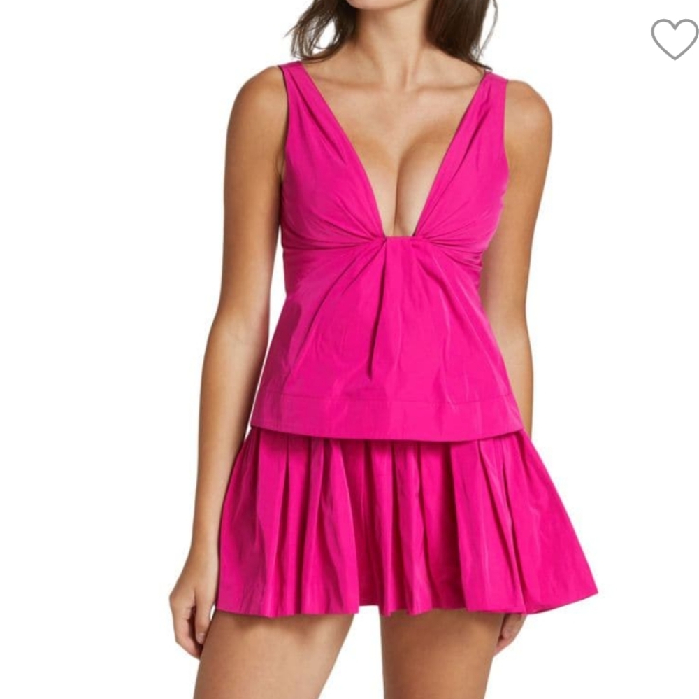 NWT ALC Steph Dress hot pink mini dress with bubble skirt and v neck front.  Siz